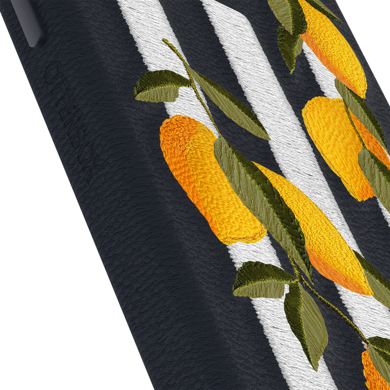 product image 3 - iPhone 16e and iPhone 15 Case Symmetry Series Cactus Leather Embroidery